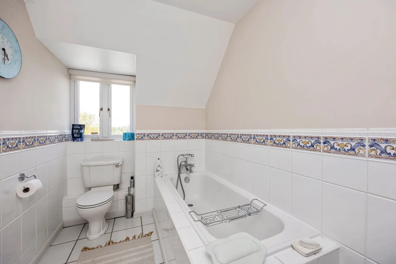 Brighton Road, Shermanbury, RH13, photo 17