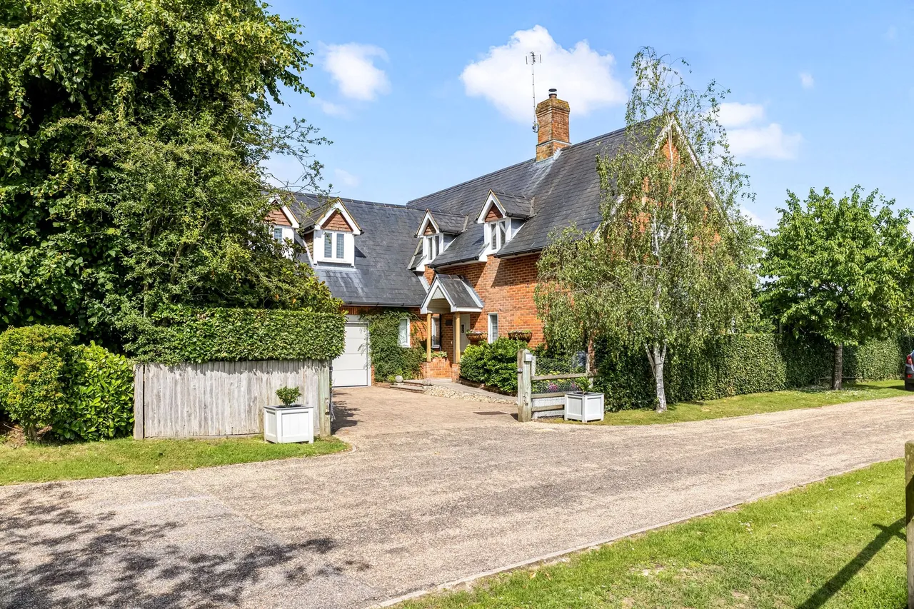 Brighton Road, Shermanbury, RH13, photo 22