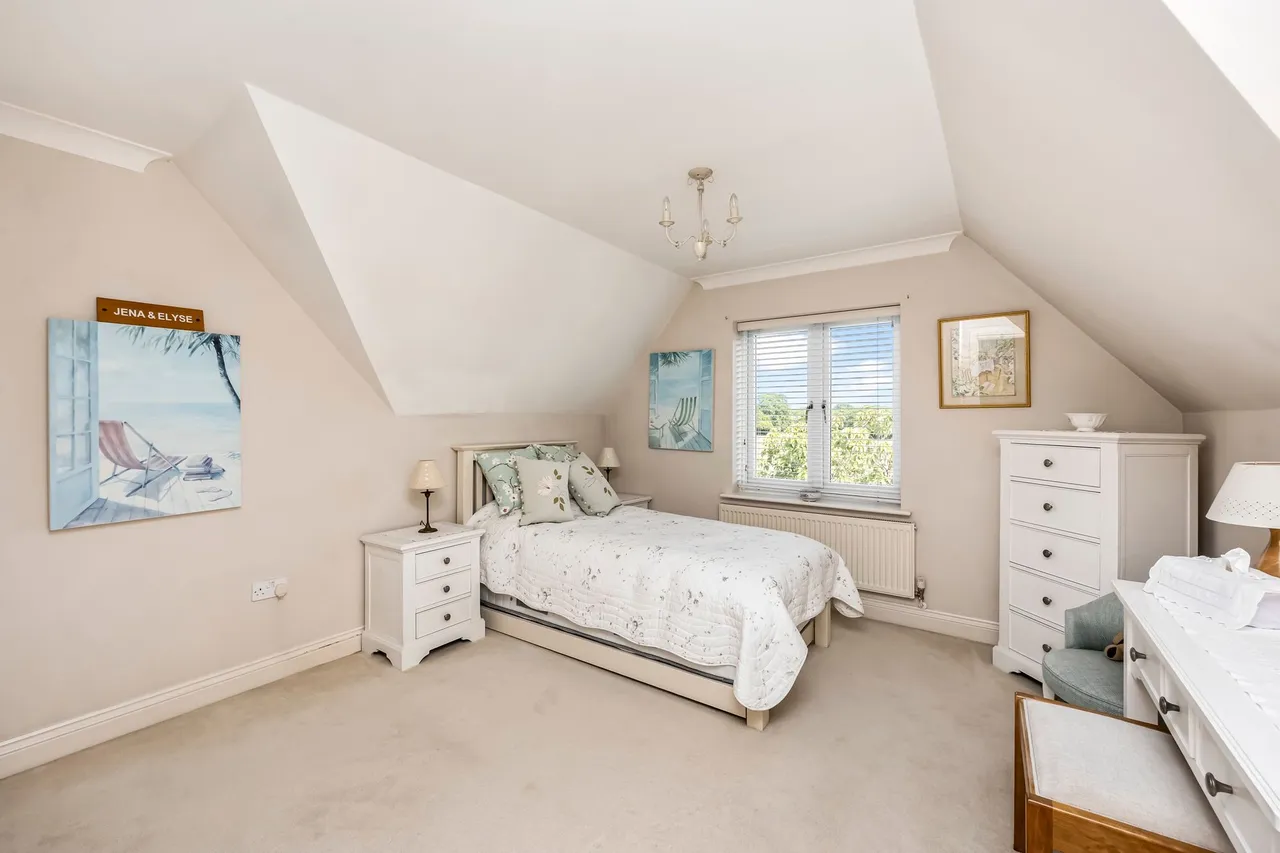 Brighton Road, Shermanbury, RH13, photo 16
