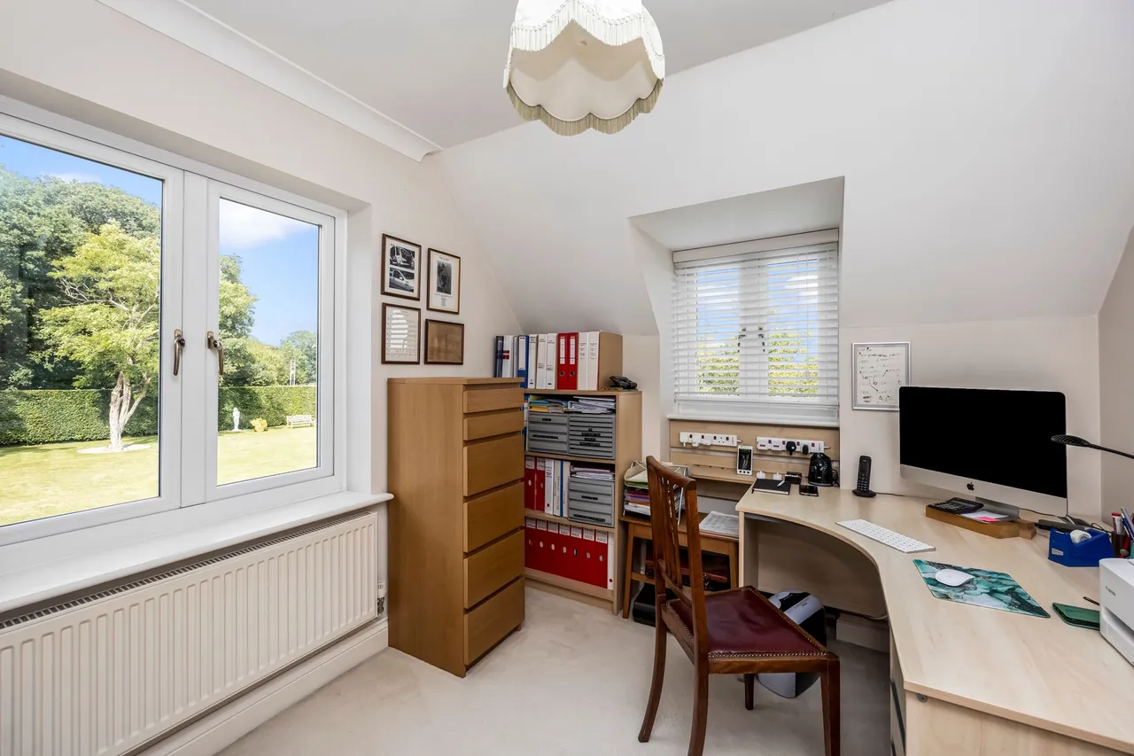 Brighton Road, Shermanbury, RH13, photo 19