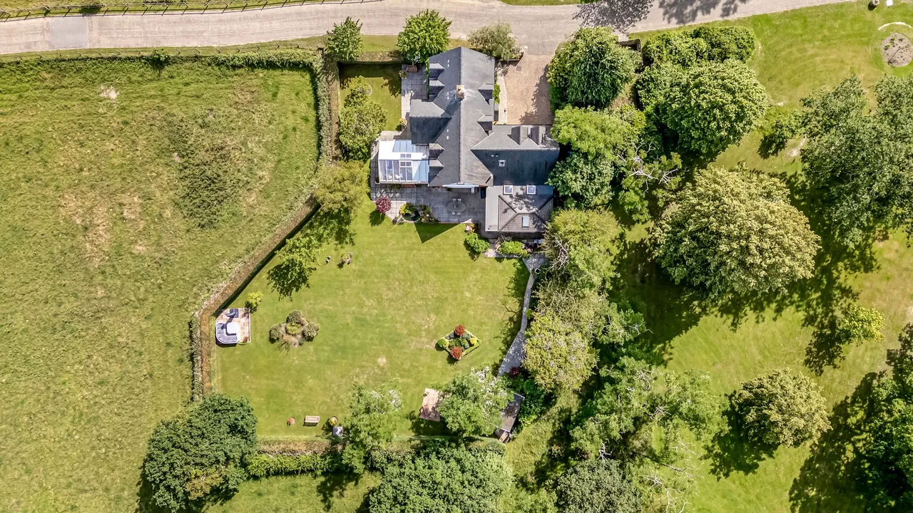 Brighton Road, Shermanbury, RH13, photo 32