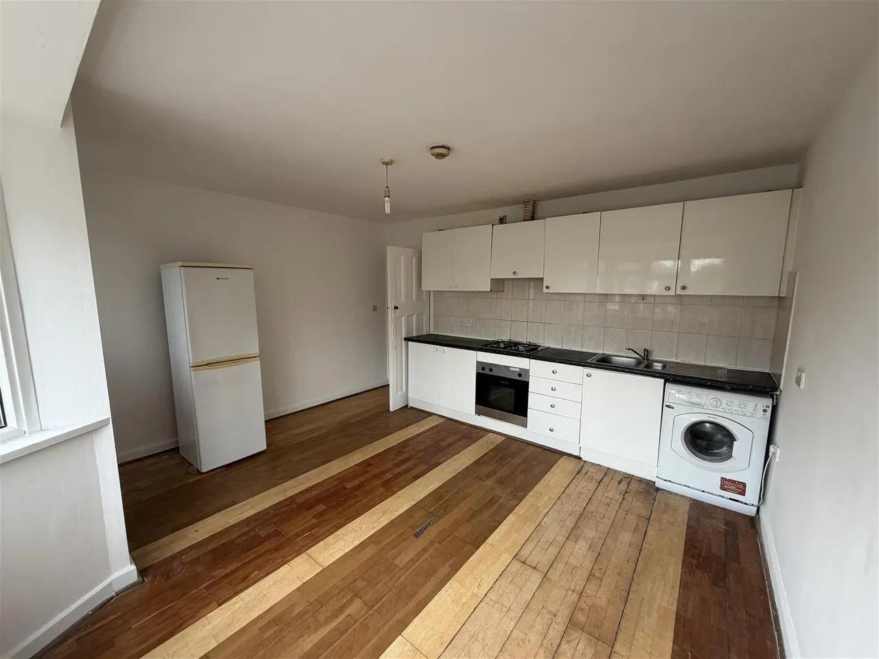 Lady Margaret Road, Southall, photo 2