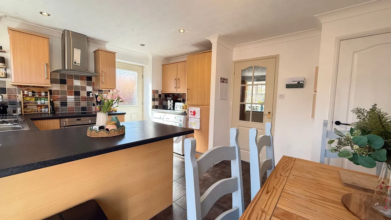 Churchfields Road, Folkingham, Sleaford, NG34, photo 8