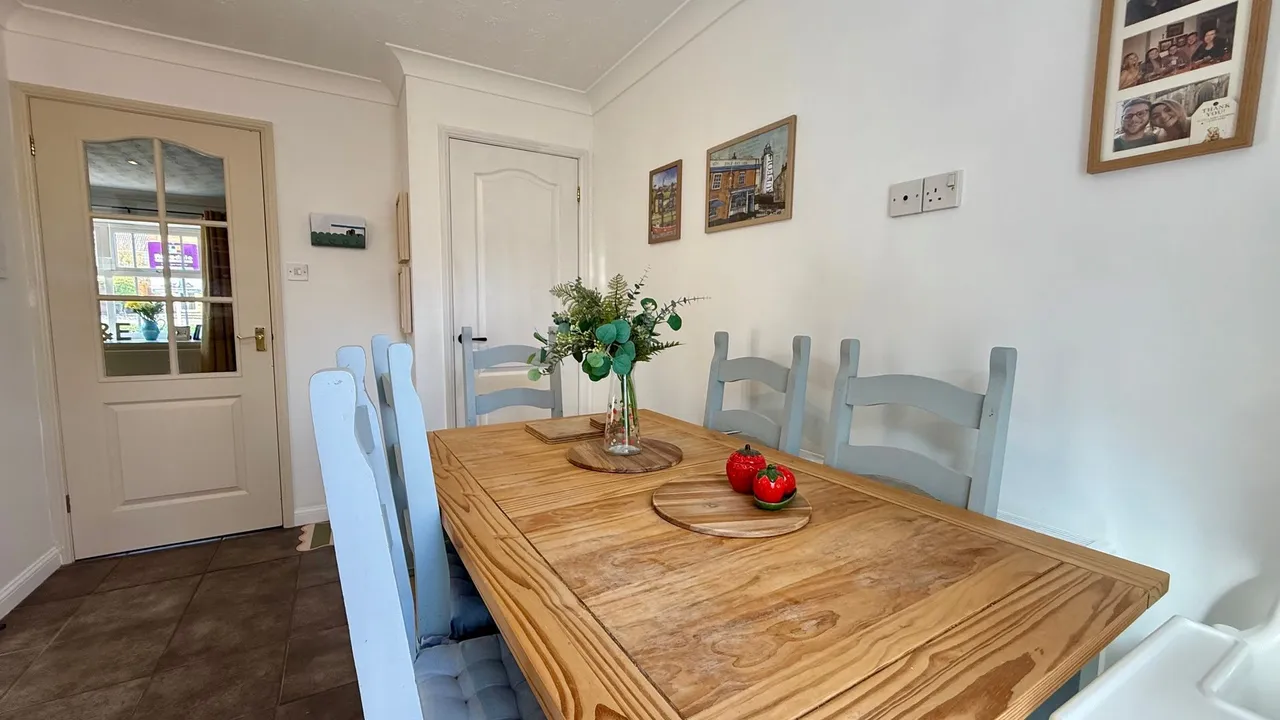 Churchfields Road, Folkingham, Sleaford, NG34, photo 6