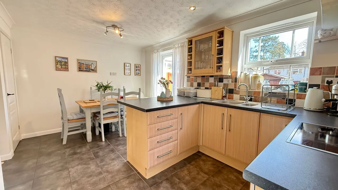 Churchfields Road, Folkingham, Sleaford, NG34, photo 5