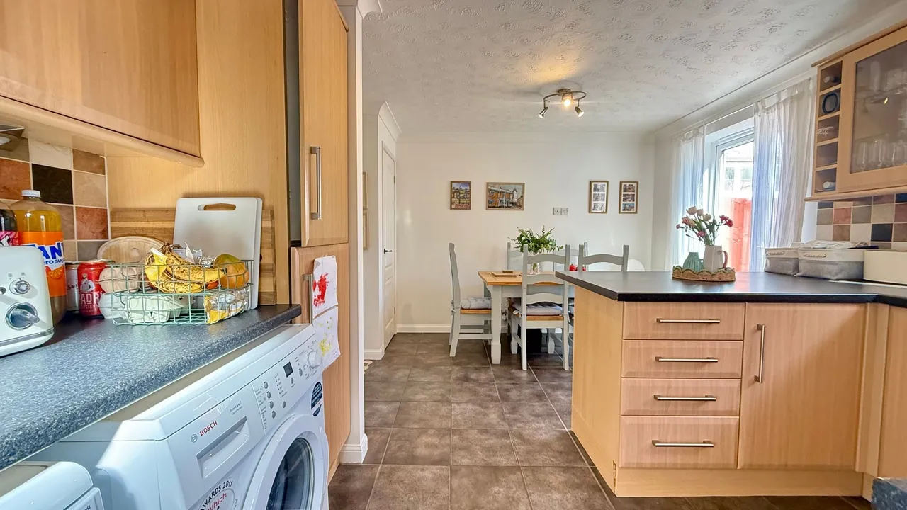Churchfields Road, Folkingham, Sleaford, NG34, photo 7