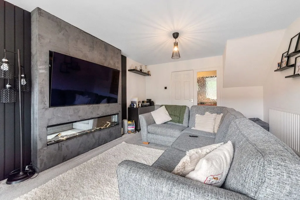 South Road, Northfield, Birmingham, West Midlands, B31 2RB, photo 5
