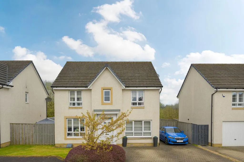 Kingsbarns Gardens, Cumbernauld, G68 0FX, photo 2