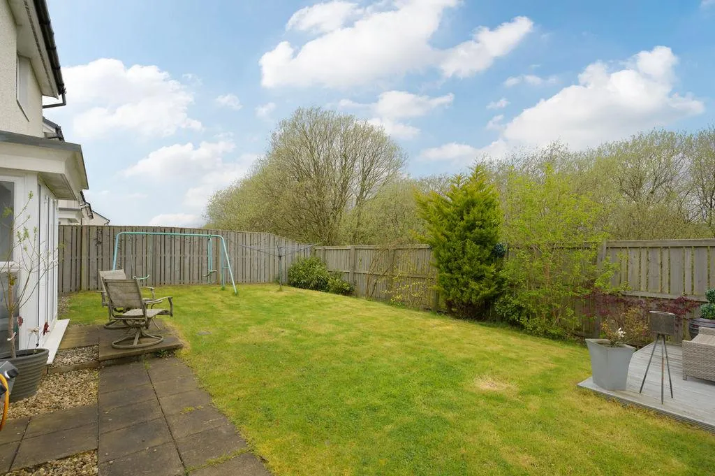 Kingsbarns Gardens, Cumbernauld, G68 0FX, photo 34