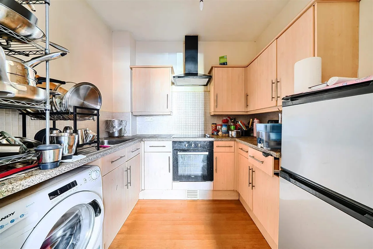 Southmead Road, Westbury-On-Trym, BS10, photo 4