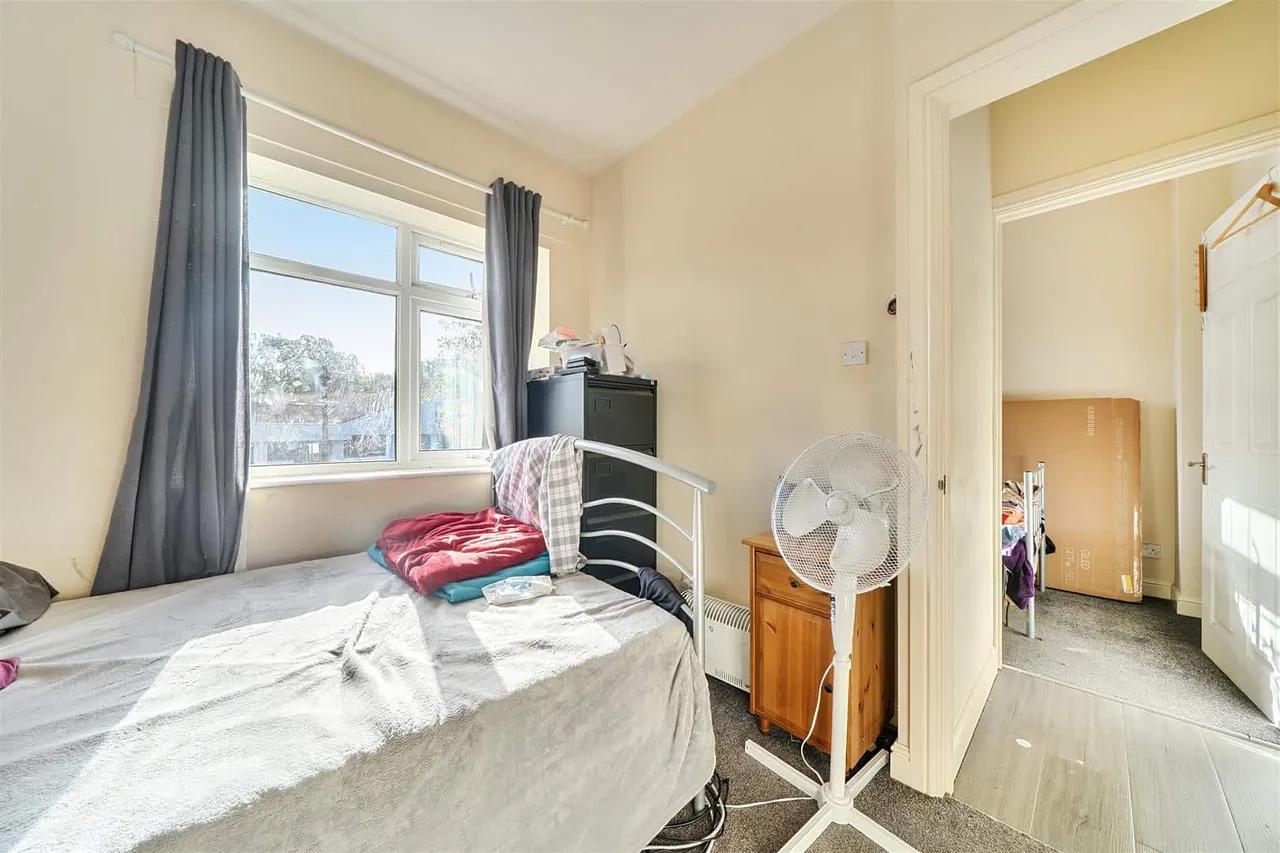 Southmead Road, Westbury-On-Trym, BS10, photo 9