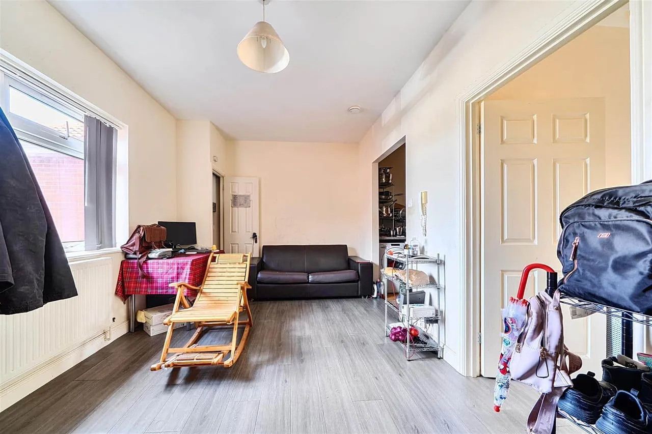 Southmead Road, Westbury-On-Trym, BS10, photo 5