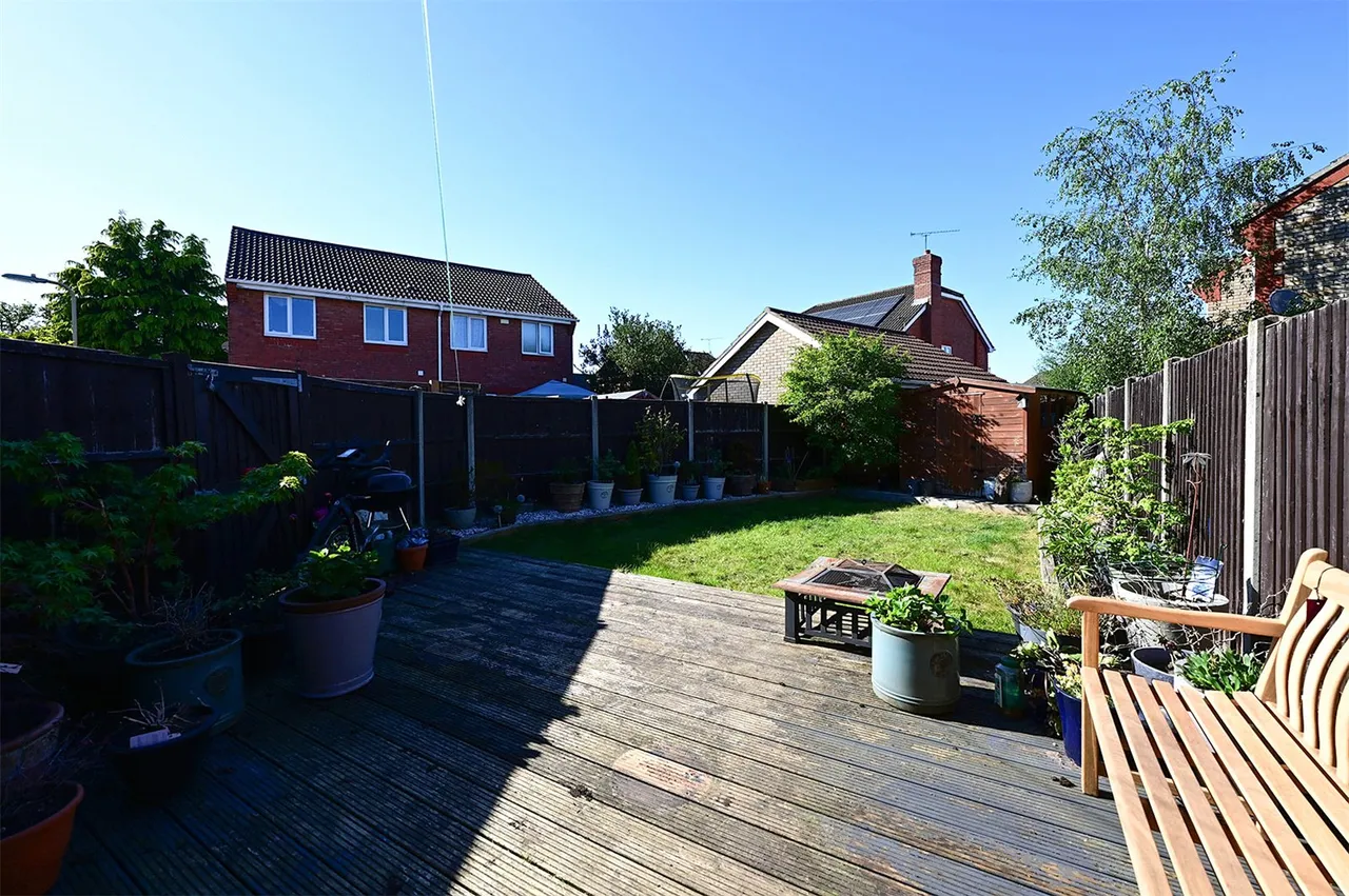 Whitby Close, Farnborough, Hampshire, GU14 6TR, photo 12