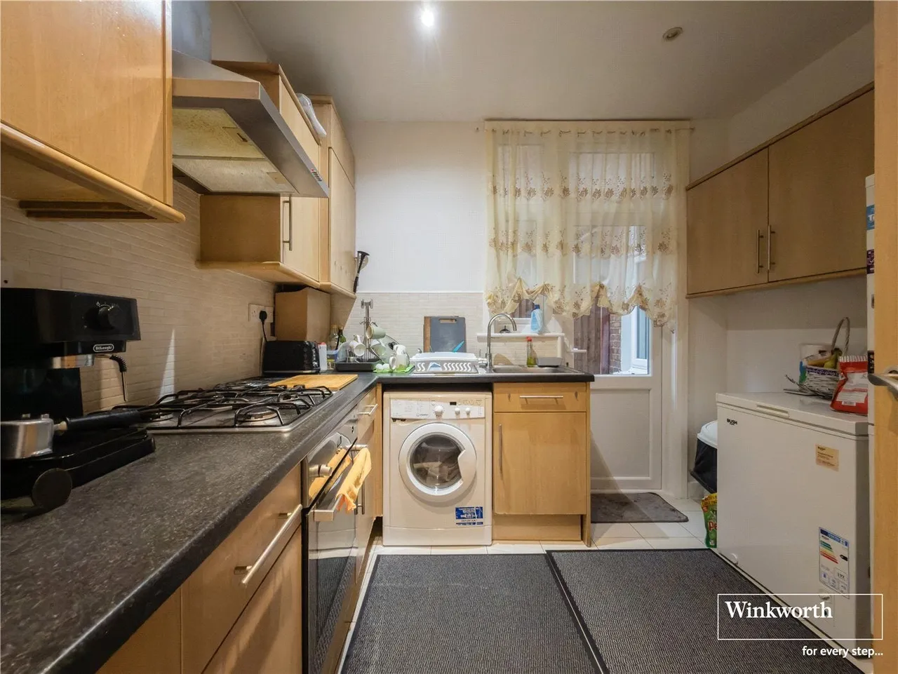 3 bed flat to rent, Dagmar Avenue, Wembley, HA9
