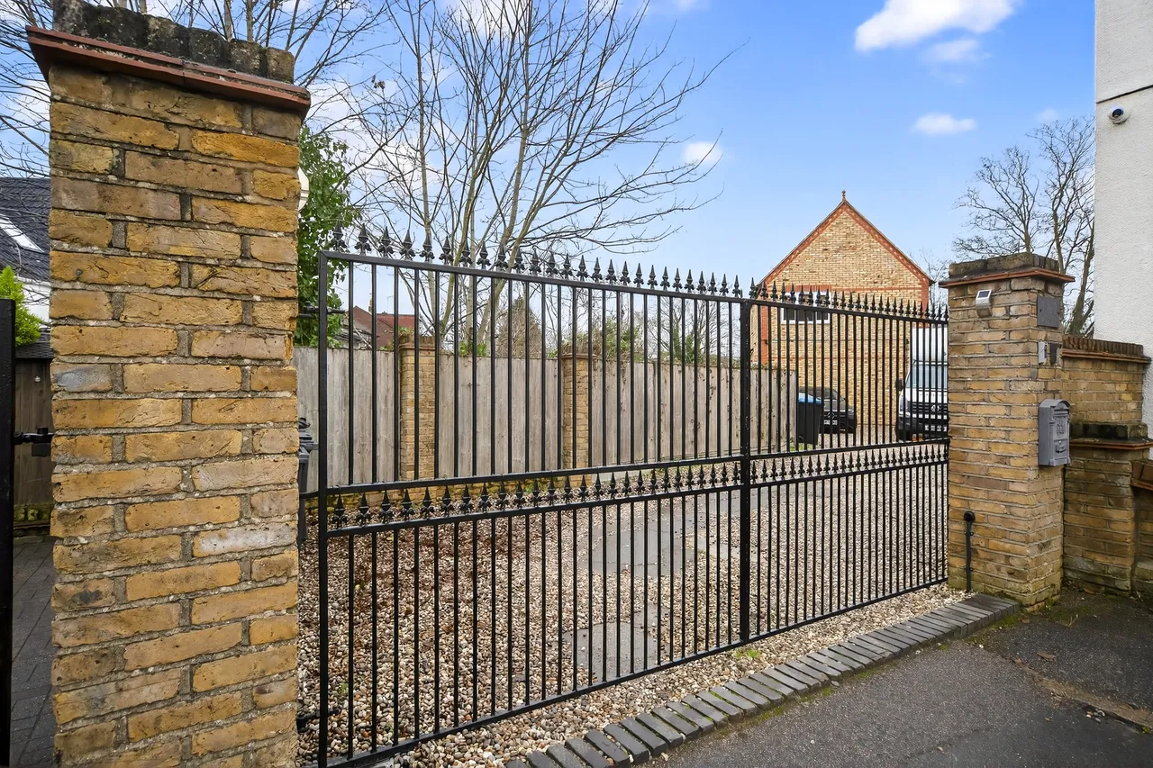 Eastbrook Road, Waltham Abbey, EN9, photo 4