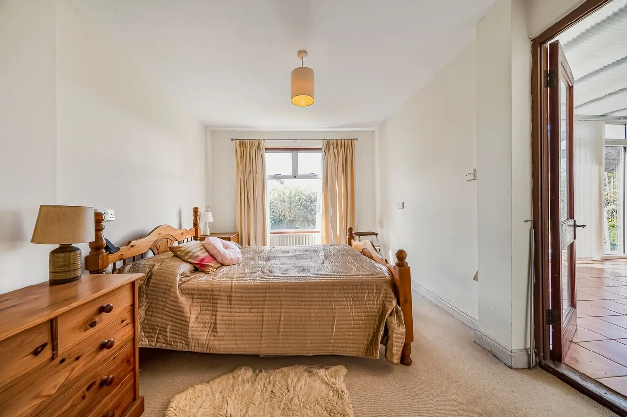 Cambridge Road, Ashford, TW15, photo 13