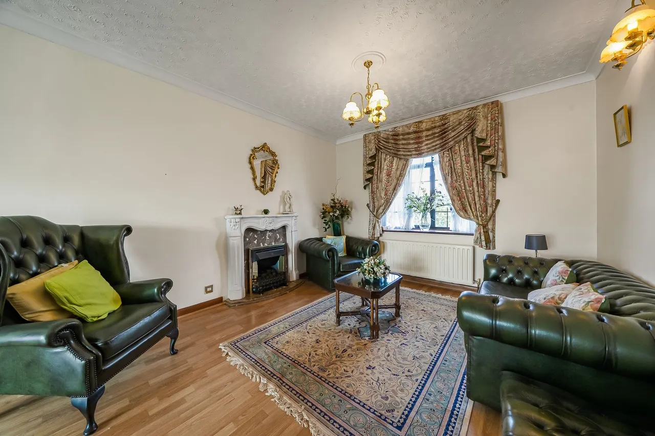 Cambridge Road, Ashford, TW15, photo 4