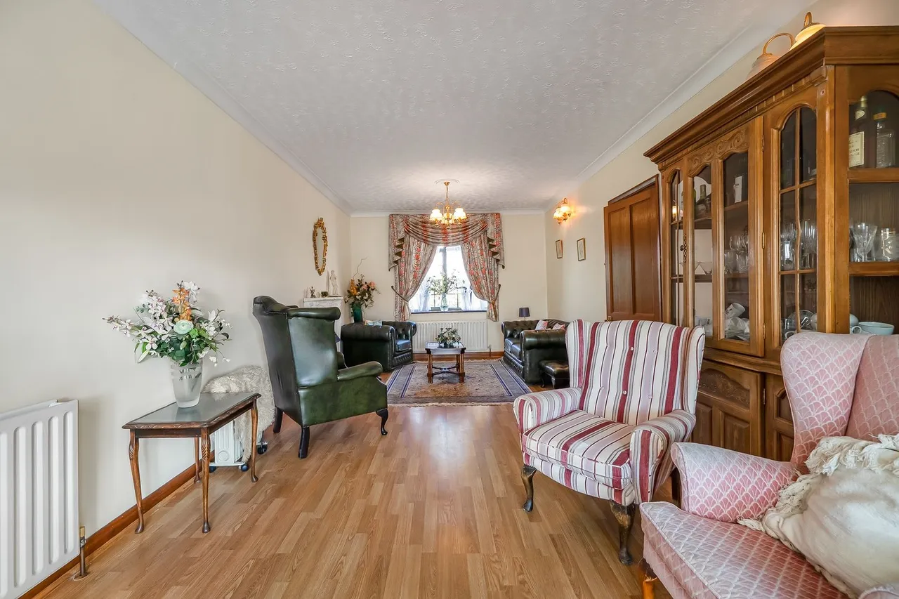 Cambridge Road, Ashford, TW15, photo 6