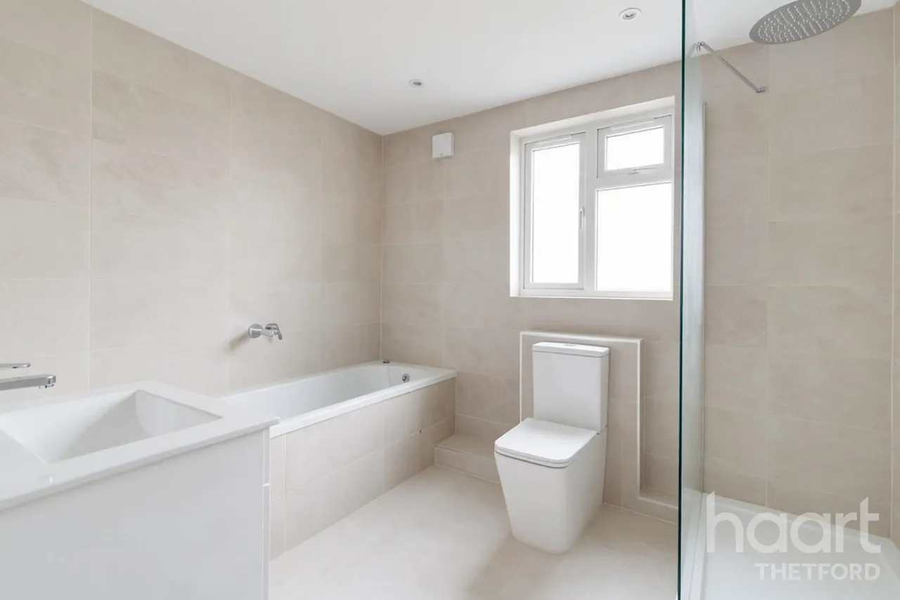 Princess Way, Newmarket, CB8, photo 14