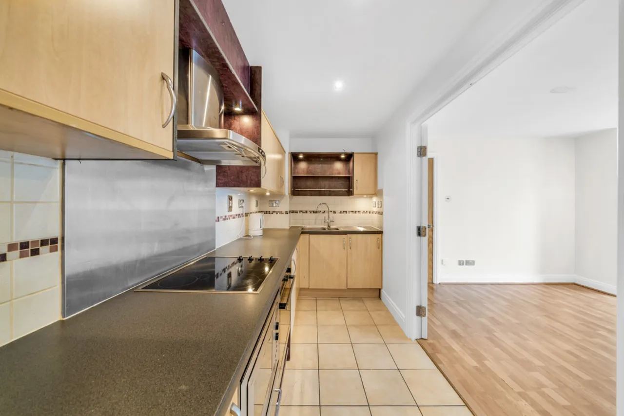 Riverside West, Wandsworth, London, photo 3