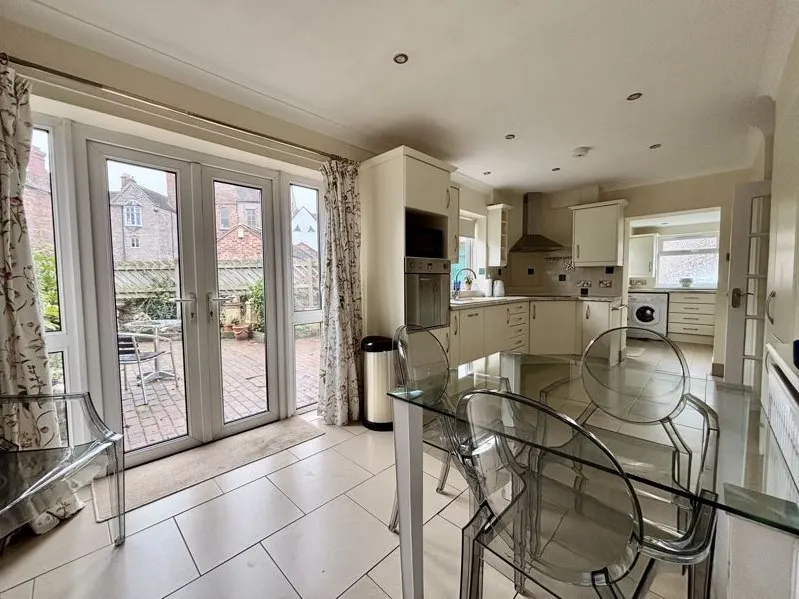 St Owens Road, Much Wenlock, Shropshire TF13 6BT, photo 6