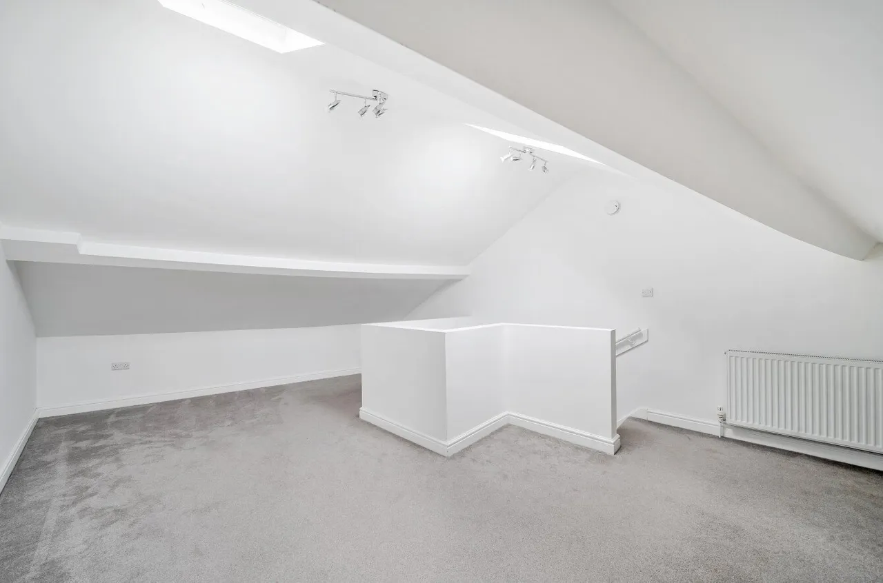 Main Street, Shadwell, LS17, photo 9