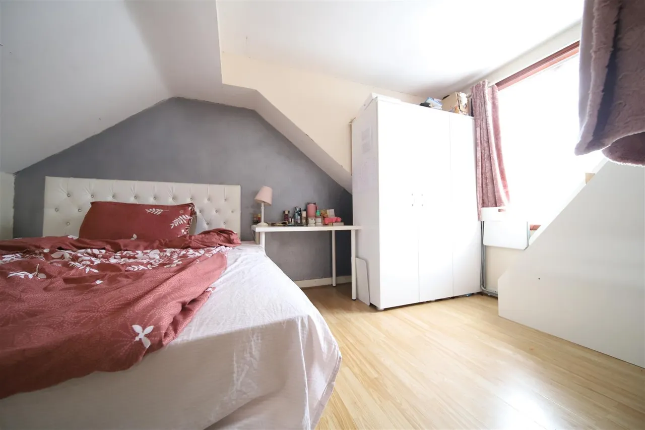 Ordnance Road, Enfield, Middlesex EN3 6HE, photo 8