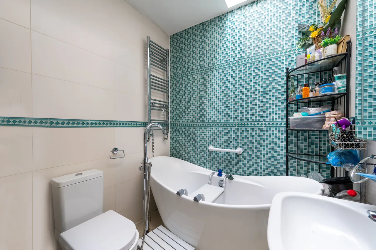 19 Tudor Close, London, photo 7