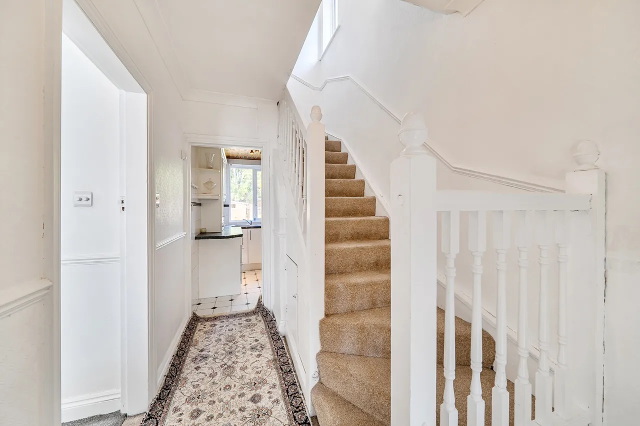 Honeycroft Hill, Uxbridge, UB10, photo 13