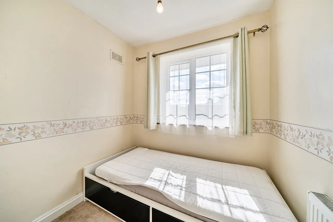 Honeycroft Hill, Uxbridge, UB10, photo 11