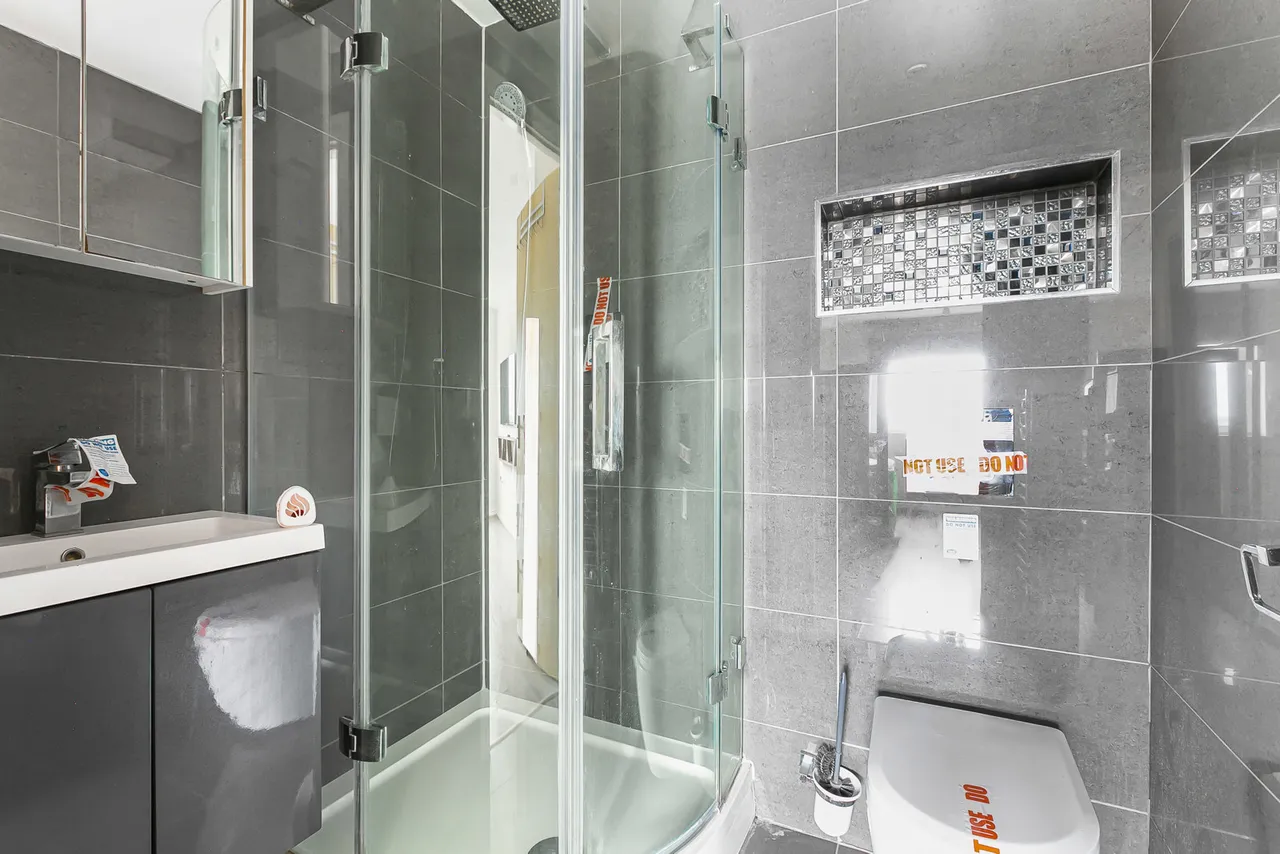 Wooldridge Close, Feltham, TW14, photo 8