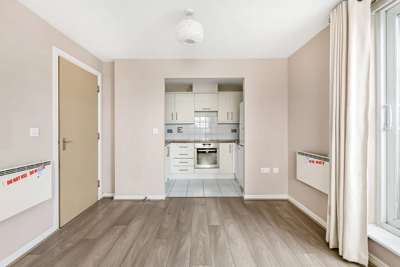 Wooldridge Close, Feltham, TW14, photo 2