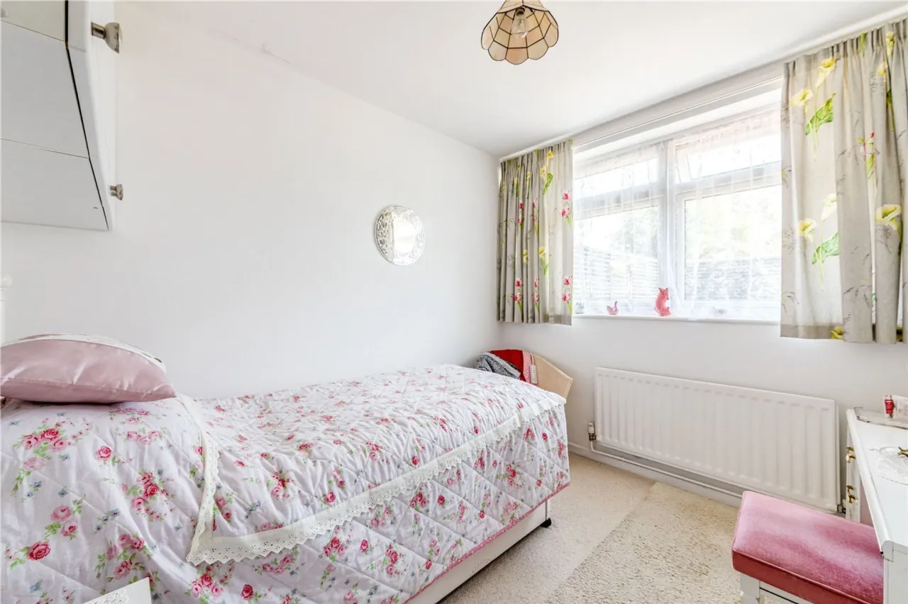 Old Orchard, Byfleet, West Byfleet, S..., photo 12