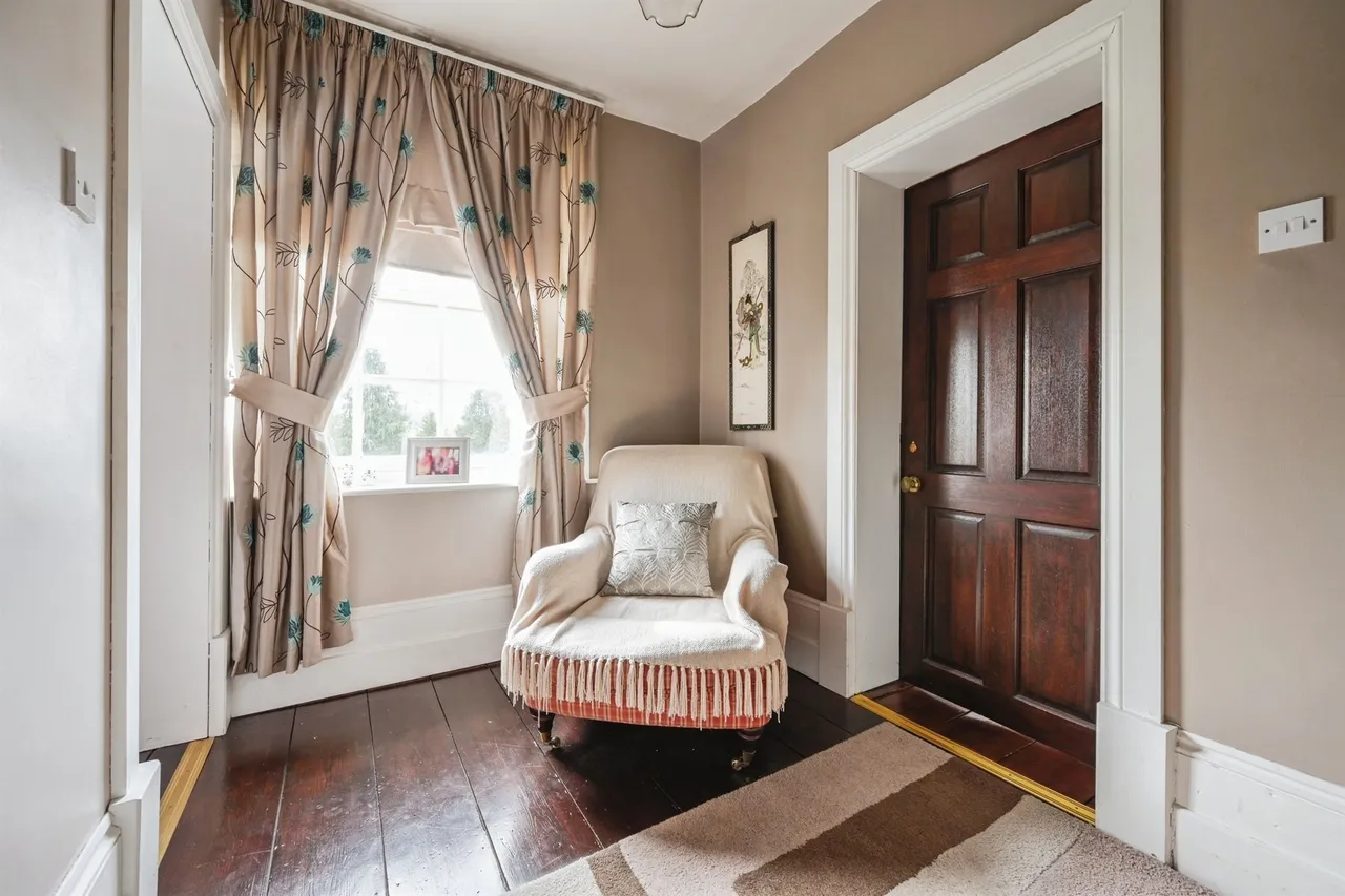 Leigh Lane, Leigh, ST10, photo 11