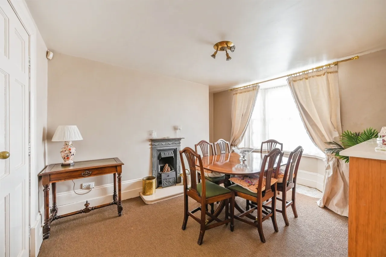 Leigh Lane, Leigh, ST10, photo 9
