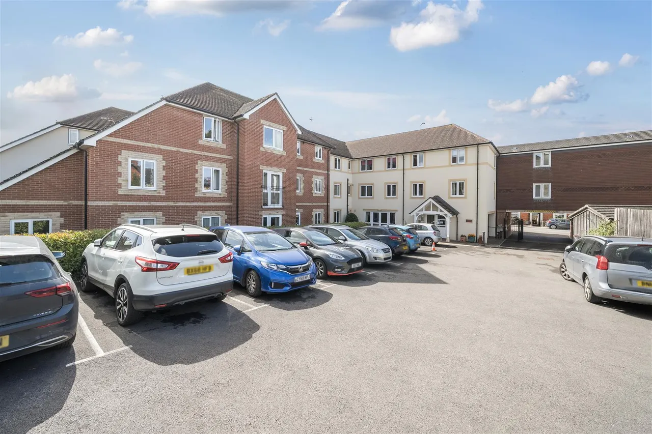 Hardings Lane, Gillingham, SP8, photo 11