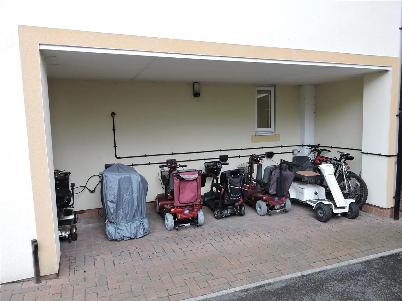 Hardings Lane, Gillingham, SP8, photo 15