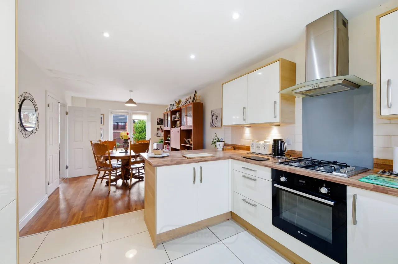 Harkness Court, Hanslope, Milton Keynes, Milton Keynes, MK19 7HY, photo 3
