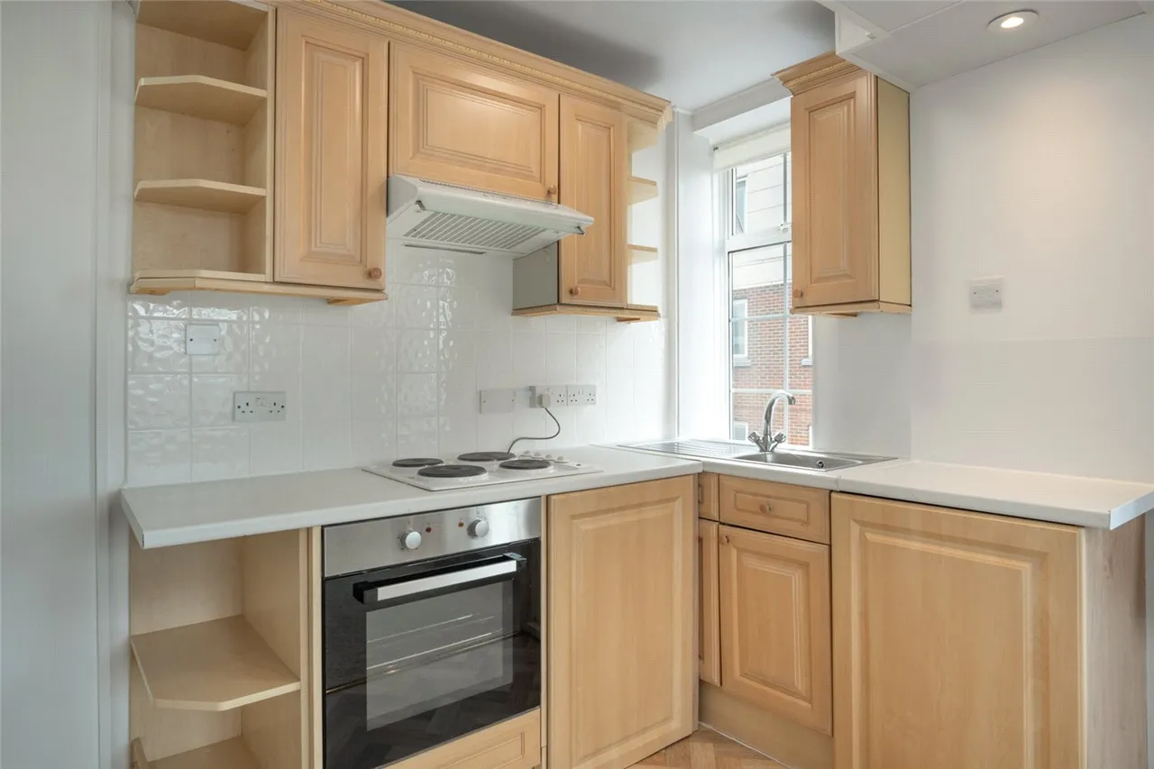 Langford Court, Abbey Road, St John's Wood, London, NW8, photo 7