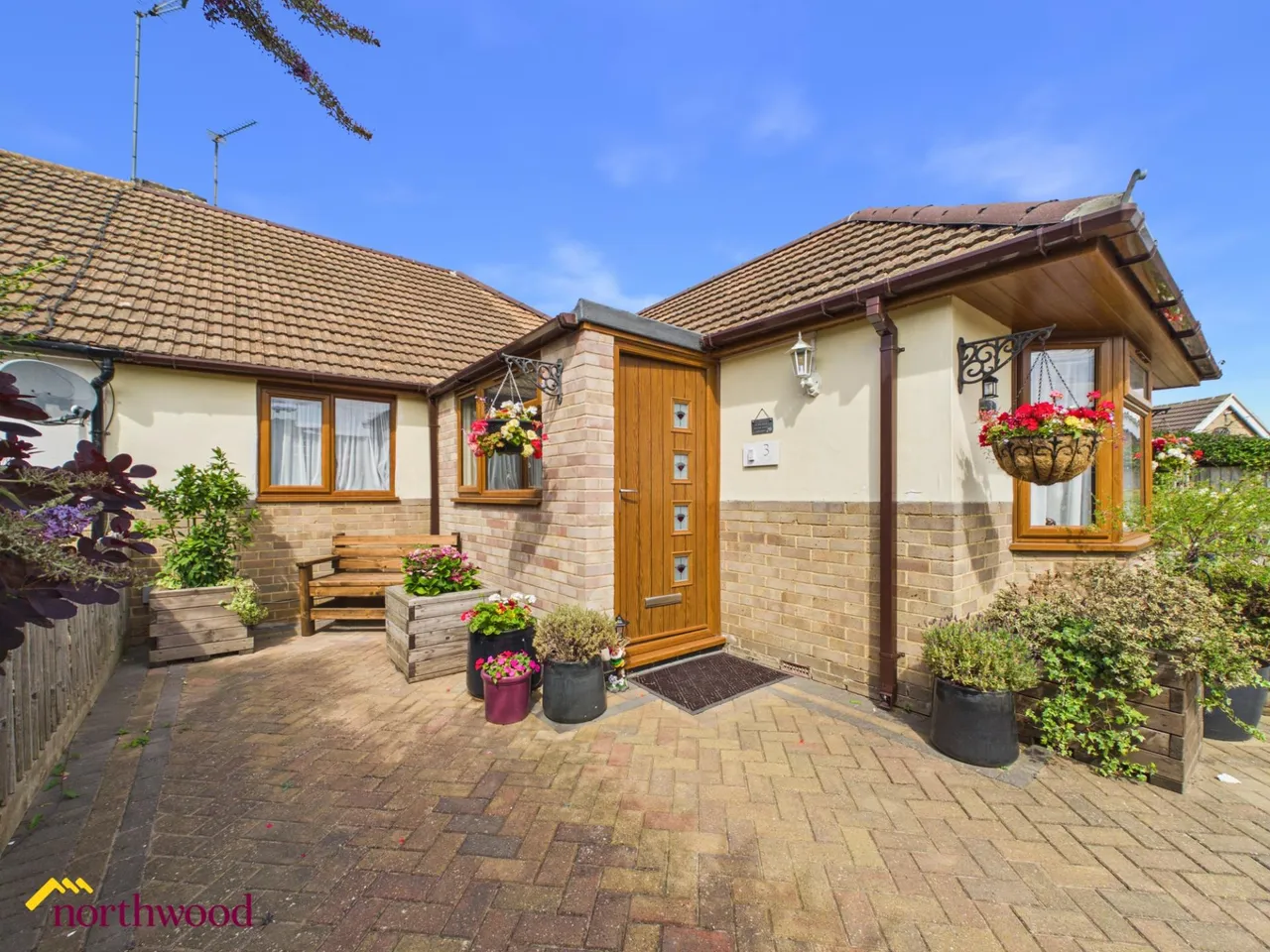 Malvern Close, Banbury, OX16, photo 9