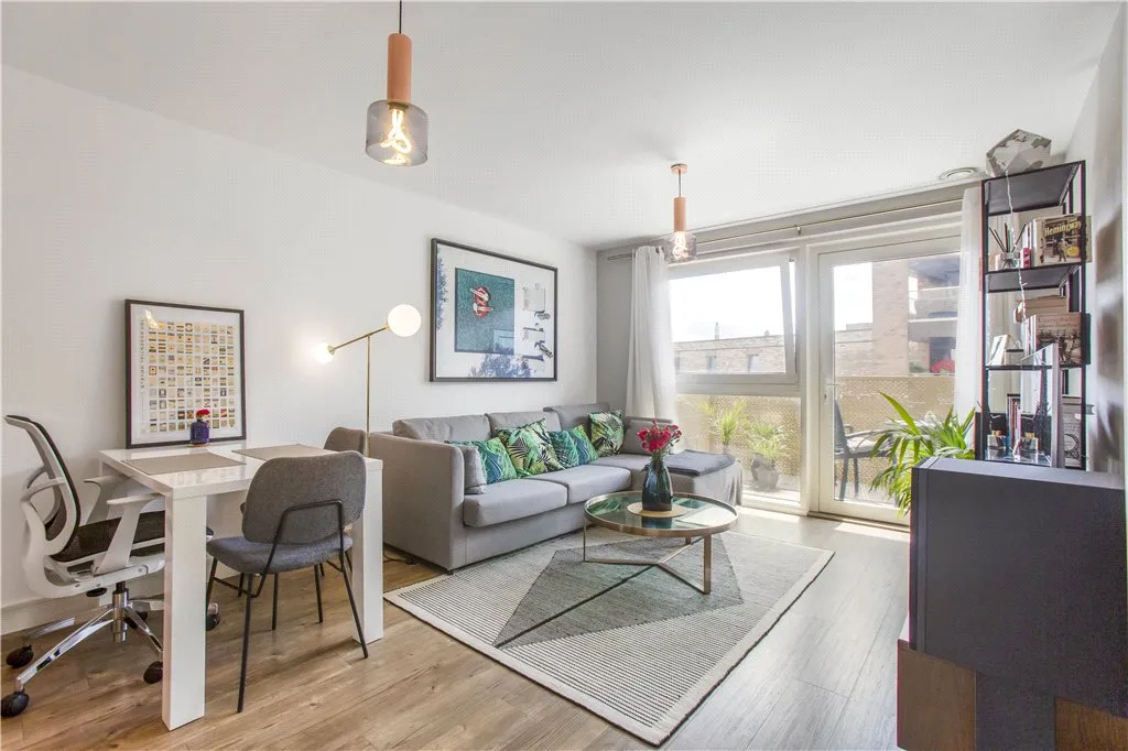1 bed flat for sale, Yeoman Street, London, SE8