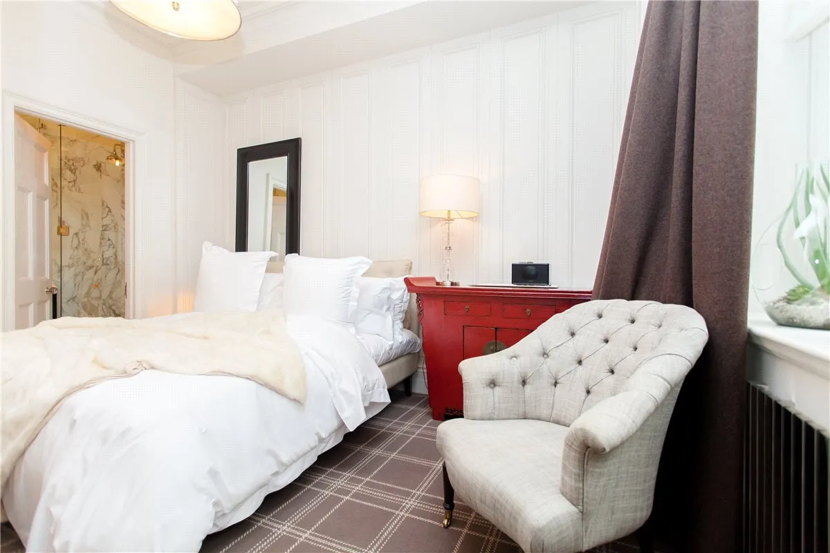 Welbeck Street, London, W1G, photo 18