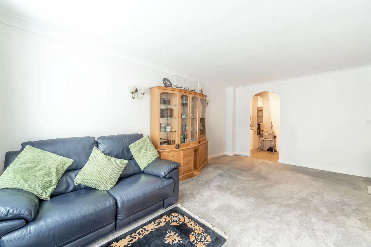 1 Homehayes House, Oakdene Close, Pinner, photo 4
