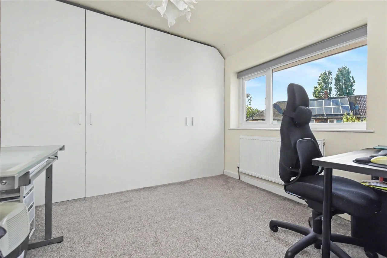 Old Oak Drive, Leeds, LS16, photo 11