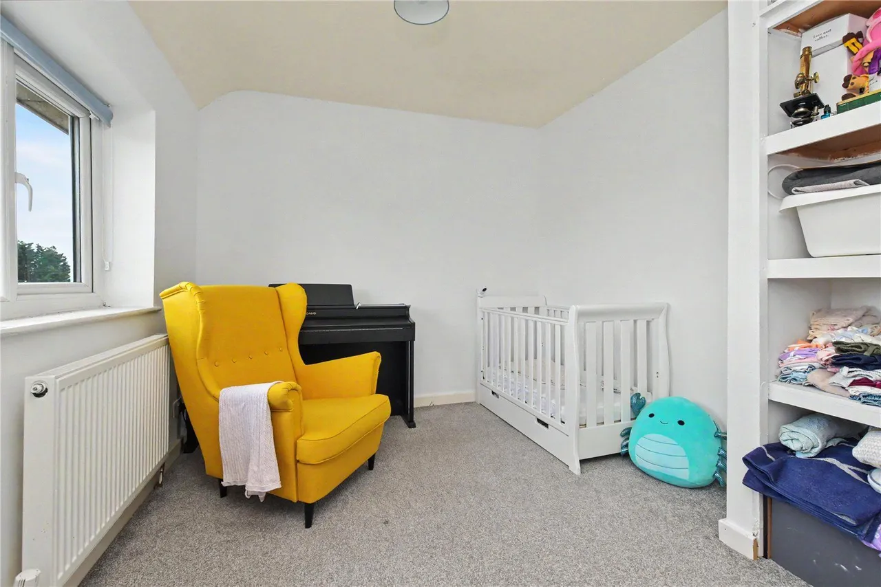 Old Oak Drive, Leeds, LS16, photo 6