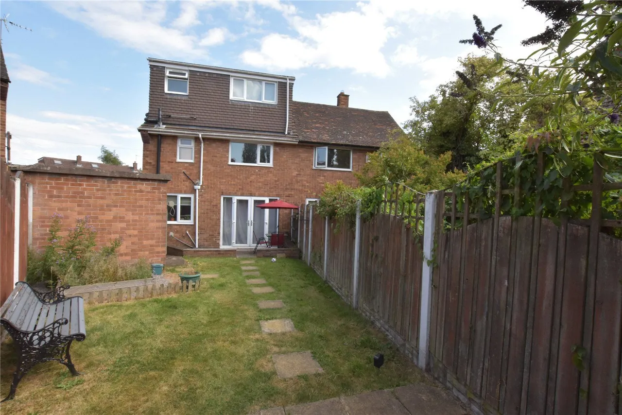 Old Oak Drive, Leeds, LS16, photo 12