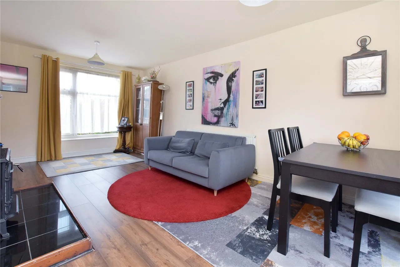 Old Oak Drive, Leeds, LS16, photo 4