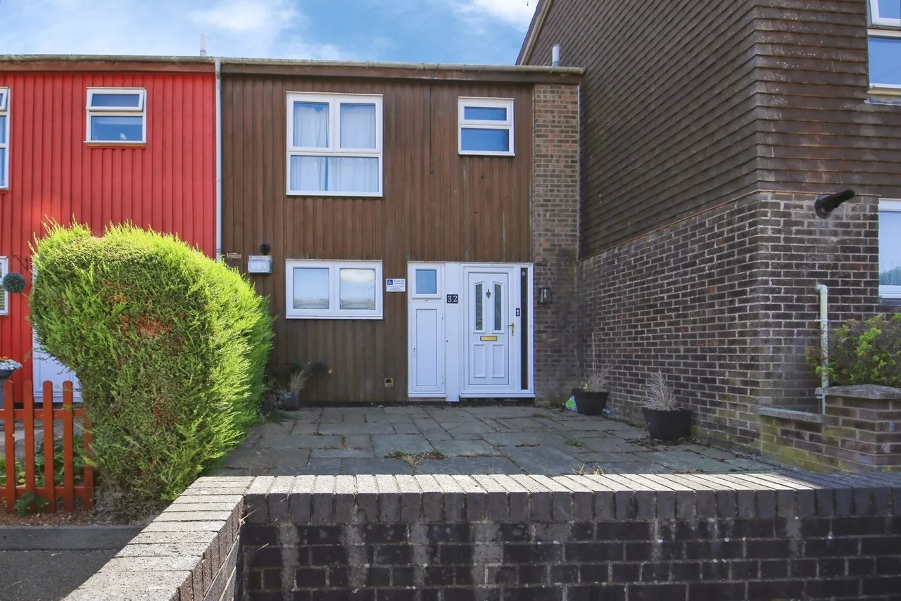 3 bed house for sale — Oldbrook, Bretton, Peterborough, Cambridgeshire, PE3