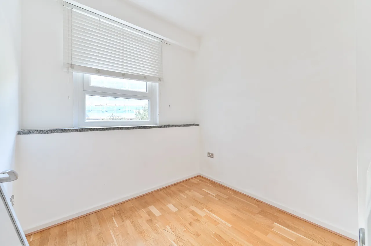 211 The Vista Building, 30 Calderwood Street, London, photo 9