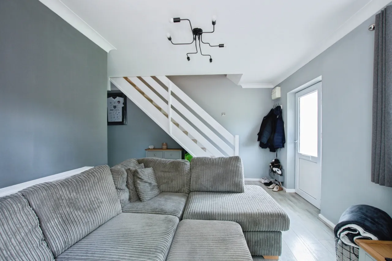 Bovington Close, Canford Heath, BH17, photo 5